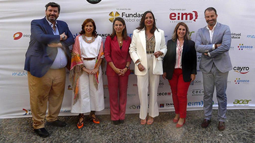 Manuel Portero, Gemma del Corral, Susana Carillo, Laura Castillo, Mari Paz Flores y Juan José Guerrero