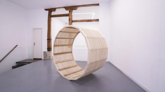 Mar Reykjavik: 'La voltereta', 2022 (galería Rosa Santos)