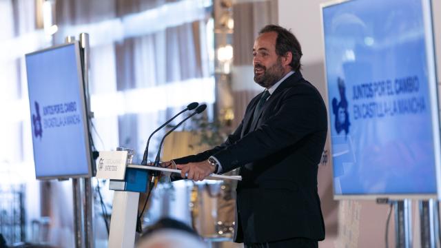 Paco Núñez en un encuentro en Toledo con los medios de comunicación. Foto: Javier Longobardo.