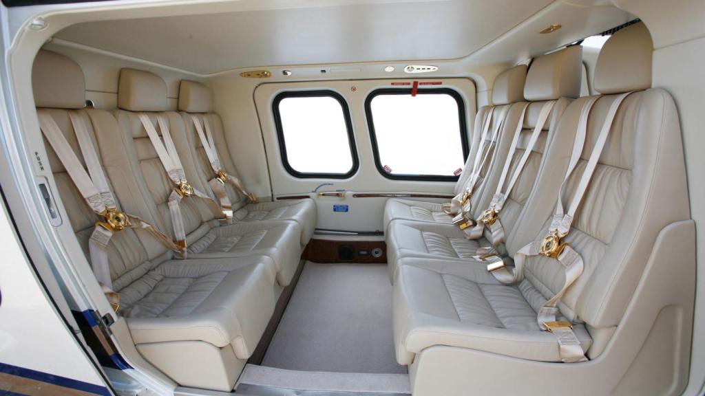Interior de un helicóptero