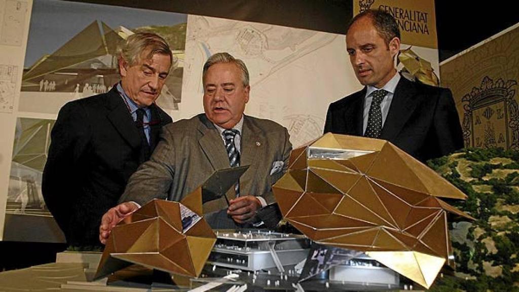 Presentación del Palacio de Congresos en Alicante, con Luis Dáiz Alperi y Francisco Camps en 2008.