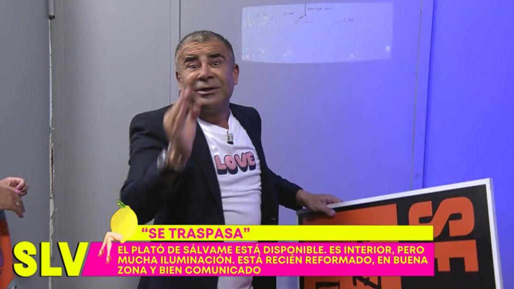 Jorge Javier traspasa el plató de 'Sálvame' y lanza un dardo político: A mí la derecha no se me da muy bien