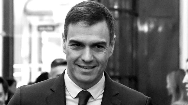 El presidente del Gobierno, Pedro Sánchez, a su llegada a una sesión plenaria en el Congreso de los Diputados, a 10 de mayo de 2023, en Madrid (España)