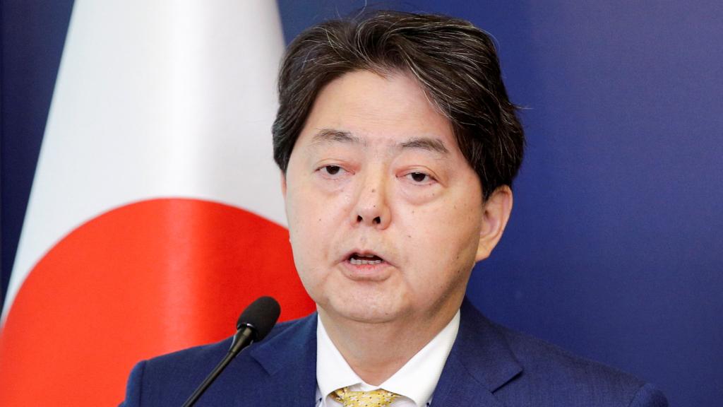 Yoshimasa Hayashi, ministro de Exteriores japonés.