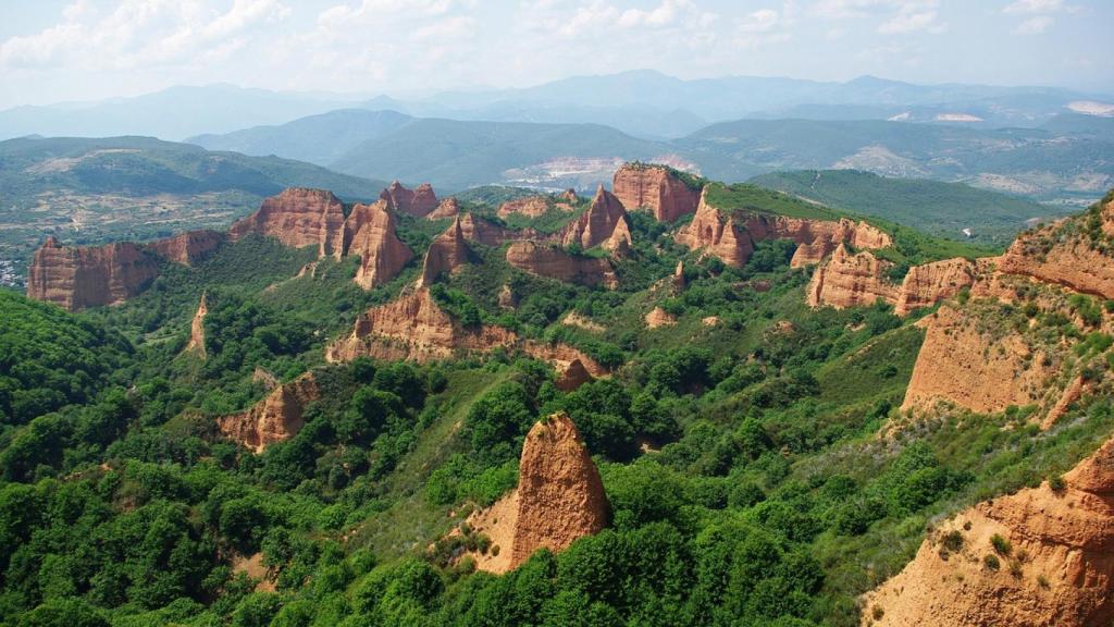 Los Montes Aquilianos.