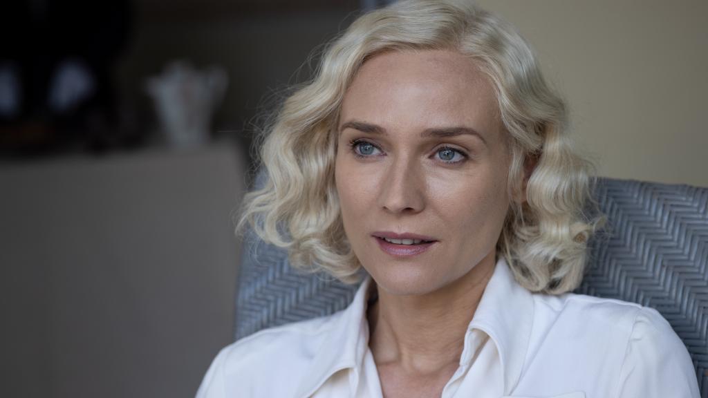Diane Kruger da vida a una femme fatale.