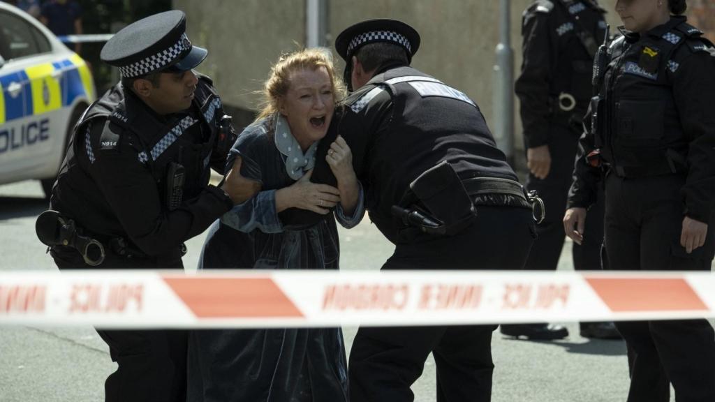 Una imagen de 'Sherwood'