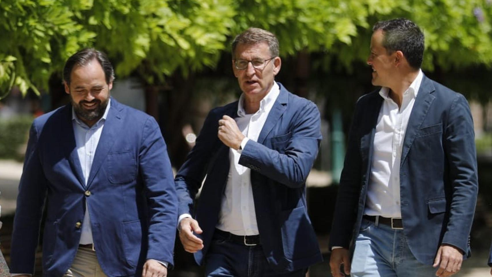 Paco Núñez, Alberto Núñez Feijóo y Carlos Velázquez. Foto: Javier Longobardo.