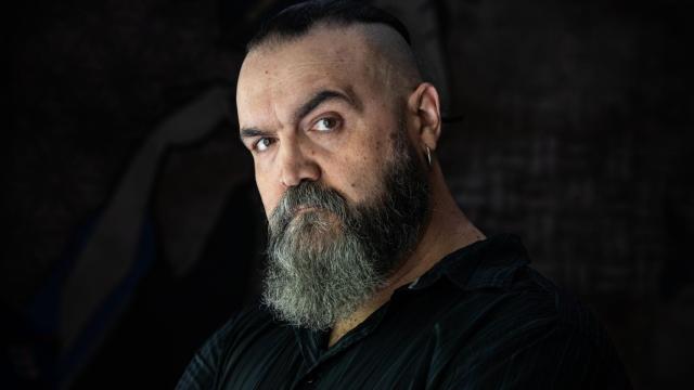 El filósofo sevillano David Pasto Vico posa para ENCLAVE ODS.