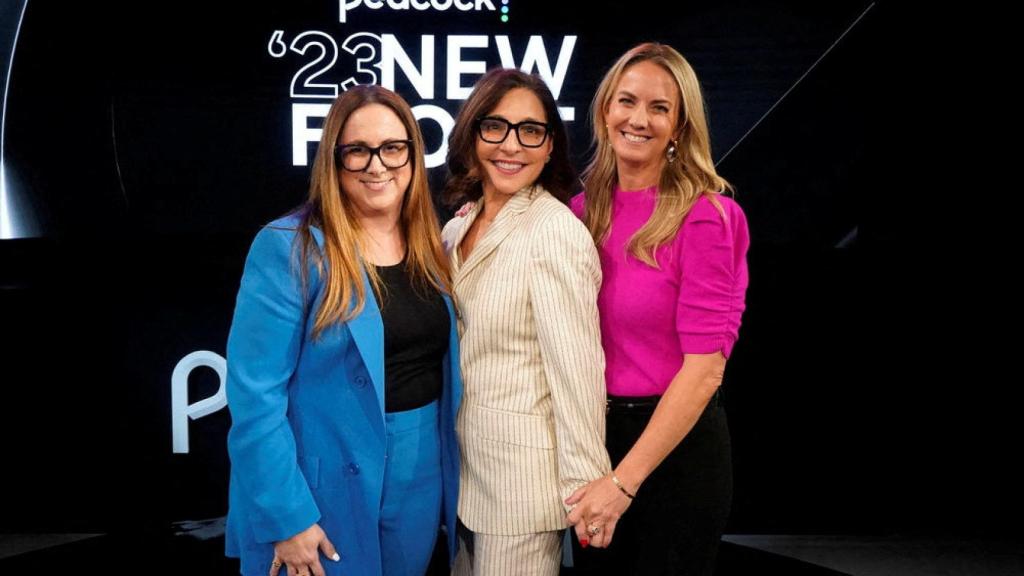 Linda Yaccarino (centro), junto a Susan Rovner (izda.) y Kelly Campbell (dcha.).
