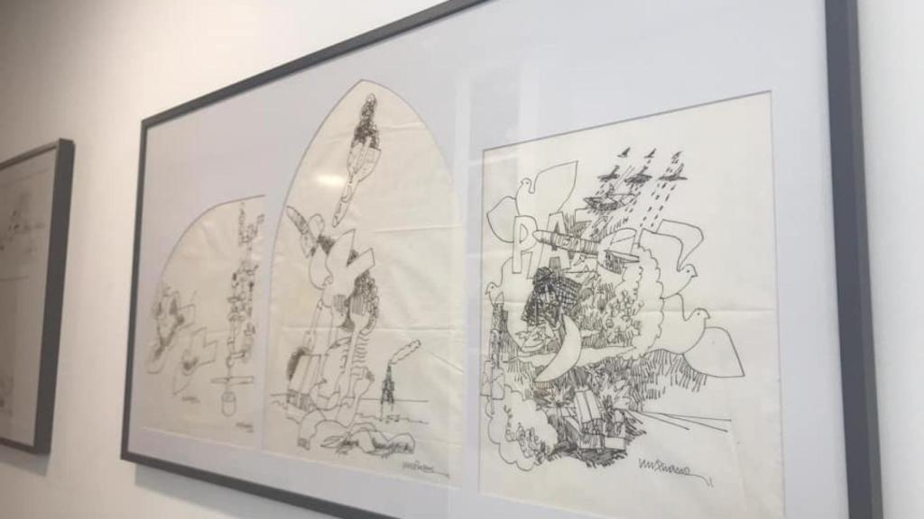 Manteles de Eugenio Chicano expuestos en Nerva.