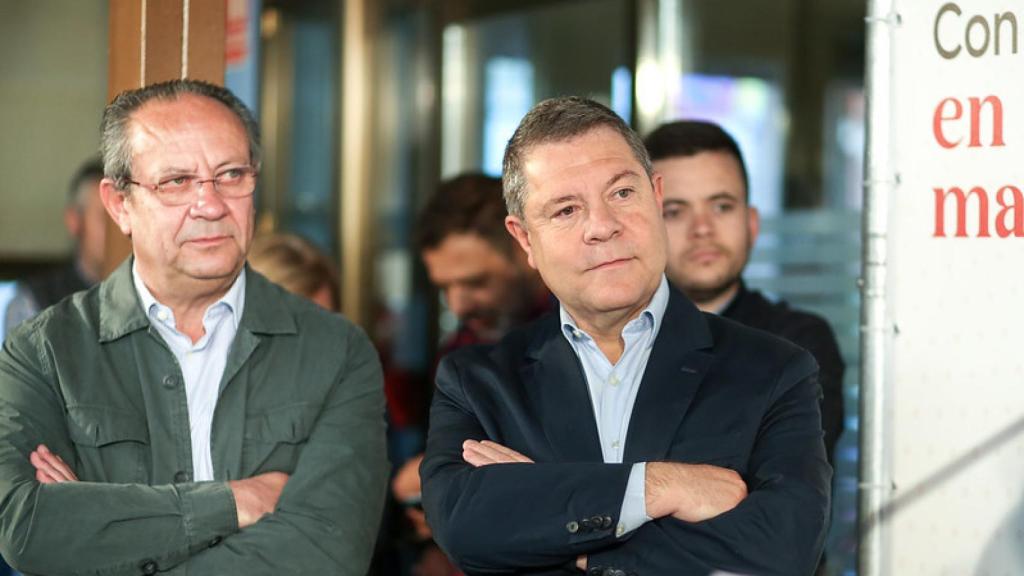 Juan Alfonso Ruiz Molina y Emiliano García-Page en Yuncos.