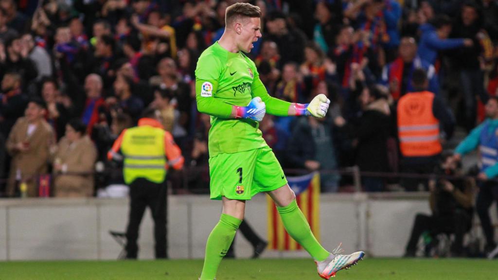 Ter Stegen celebra una parada.