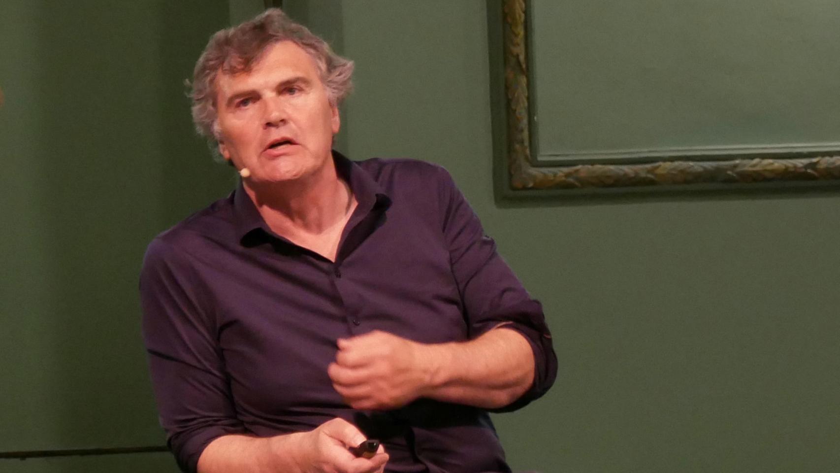 Paul Ardenne, durante su intervención en el Instituto Francés de Madrid. Foto: Instituto Francés