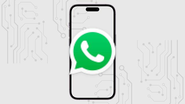 Fotomontaje con el logo de WhatsApp.