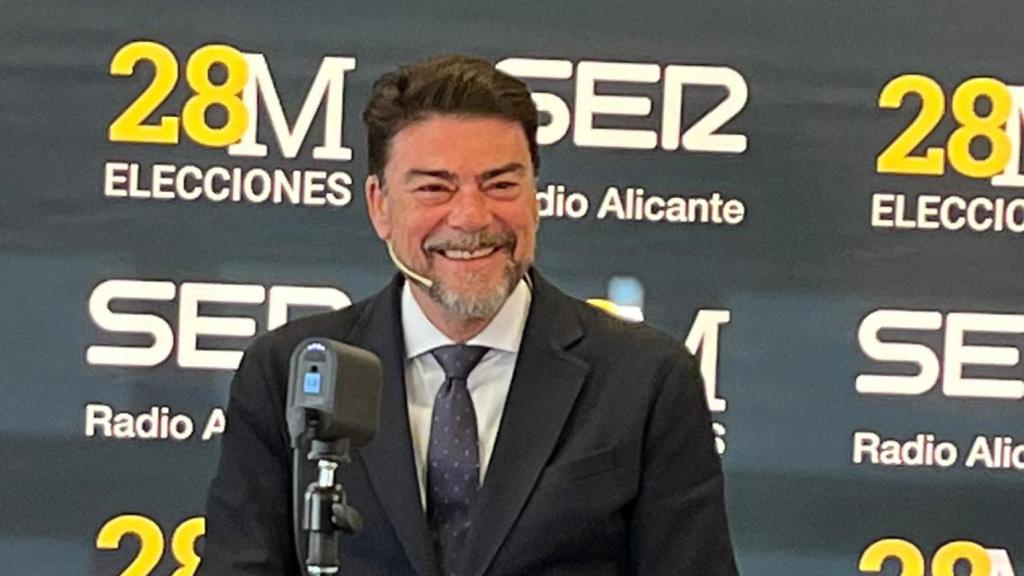 El alcalde de Alicante, Luis Barcala, en el debate de Ser Alicante.