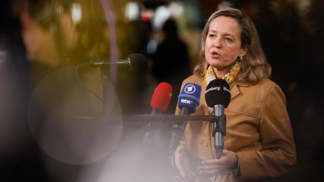 Calviño asegura que España reducirá el déficit al 3% en 2024 pese a las dudas de Bruselas