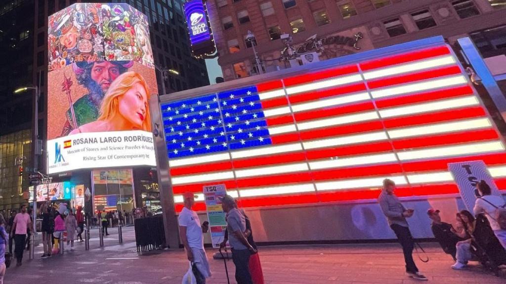 La valla publicitaria de Times Square con la obra de Rosana Largo