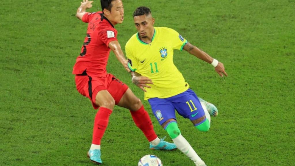 Son Jun-ho, en el partido de Qatar 2022 ante Brasil.