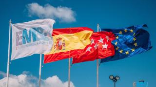 Bandera de la empresa Escribano Mechanical & Engineering.