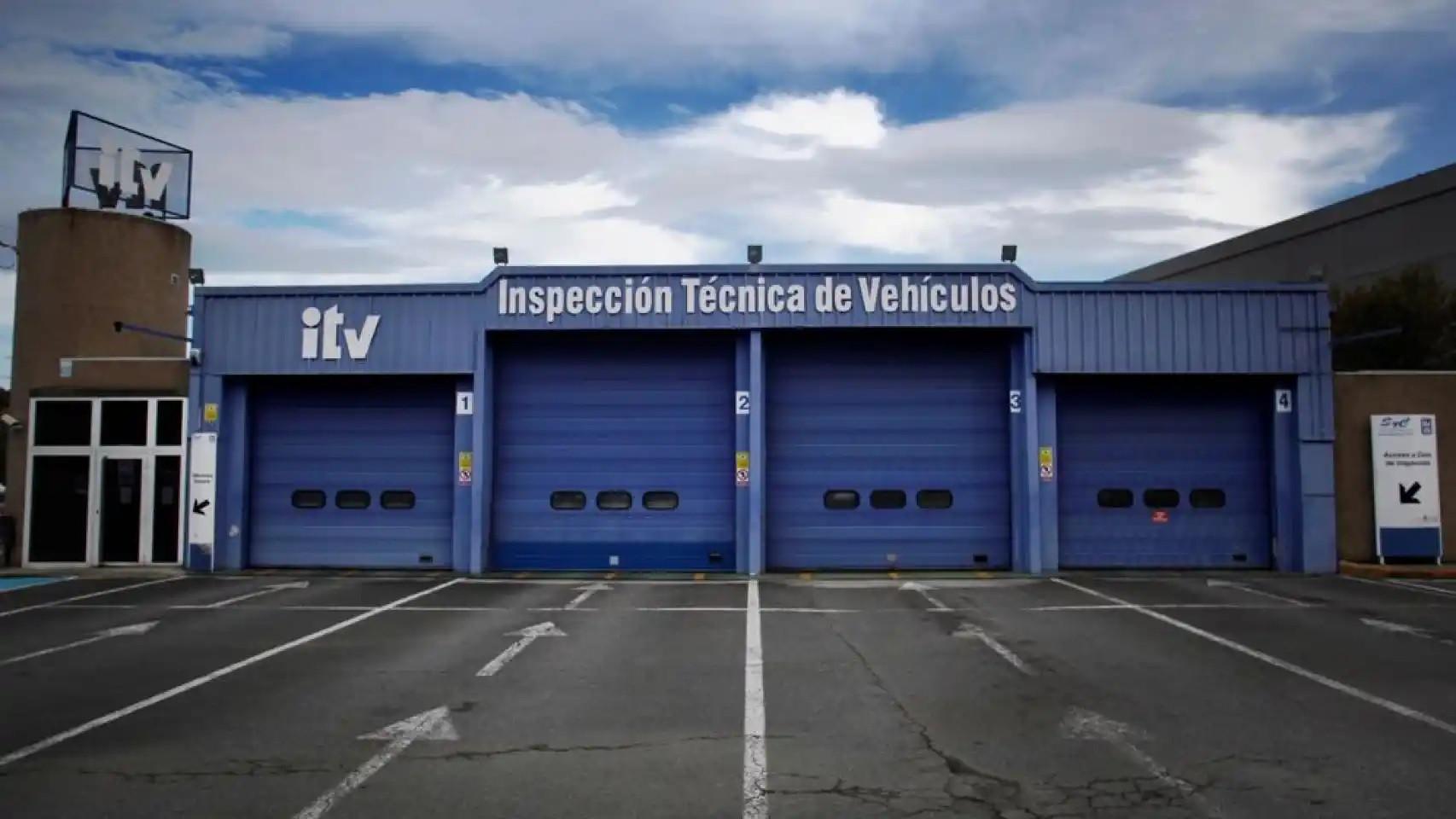 Un taller de ITV, en imagen de archivo.
