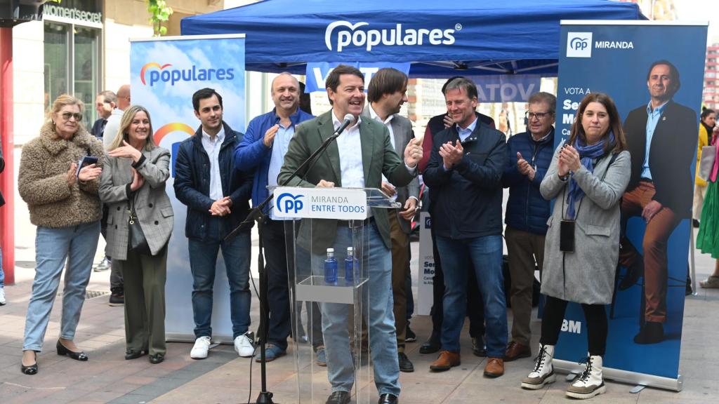 El presidente de la Junta, Alfonso Fernández Mañueco, durante su intervención de este miércoles en el municipio burgalés de Miranda de Ebro.