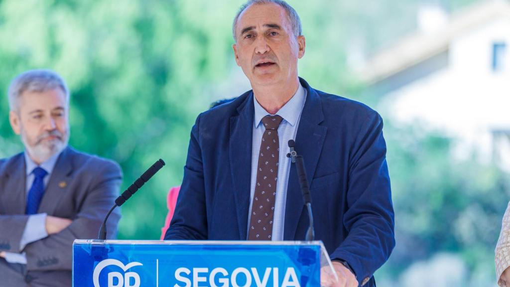 El candidato del PP, José Mazarías, presenta el equipo de la candidatura con la que concurre al Ayuntamiento de Segovia, en las elecciones del 28 de mayo