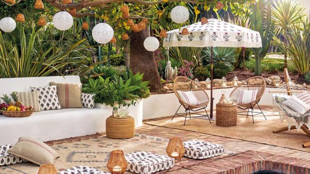 La firma ha lanzado su nueva colección de exteriores 'Vida al Aire Libre'.