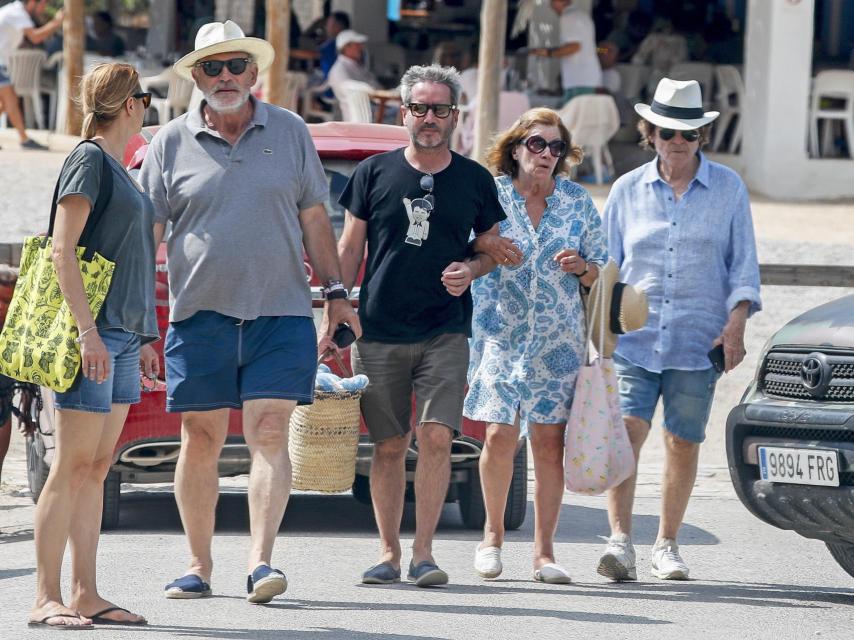 Piqueras, de vacaciones con Raphael y su familia en 2018.