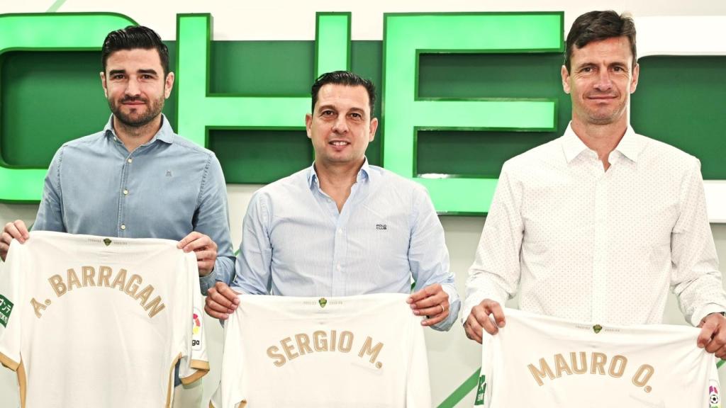 El Elche refuerza su estructura deportiva para buscar el ascenso