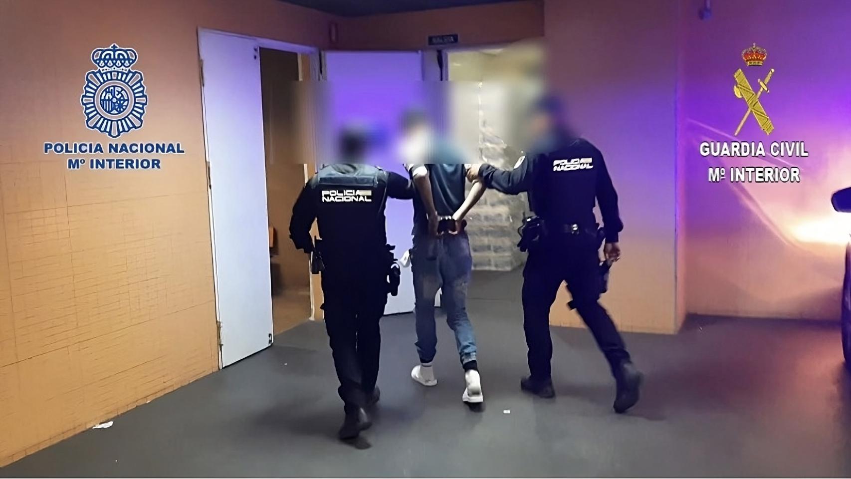 El arrestado está acusado de robar en tres municipios distintos de la provincia.