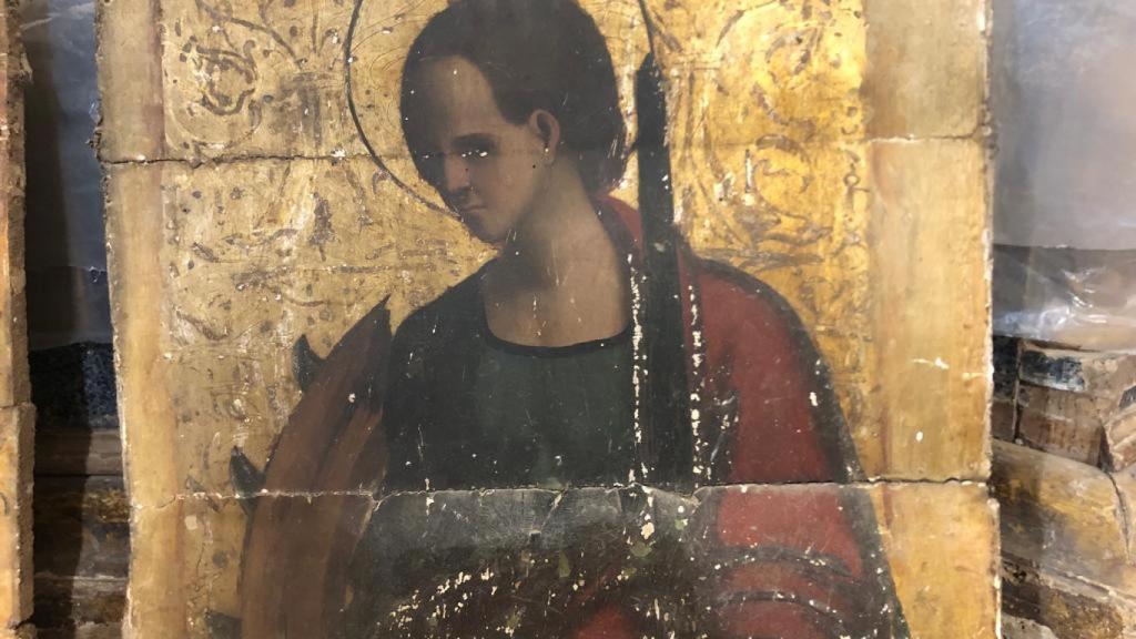 Imagen de Santa Catalina aparecida en el retablo de Cedillo de la Torre