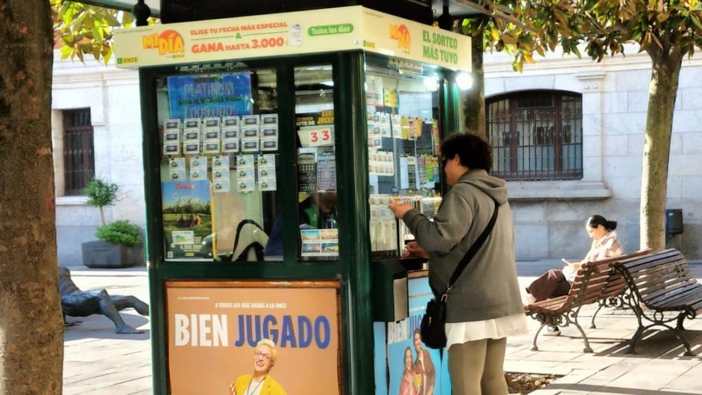 Imagen de archivo de un kiosco de la ONCE.