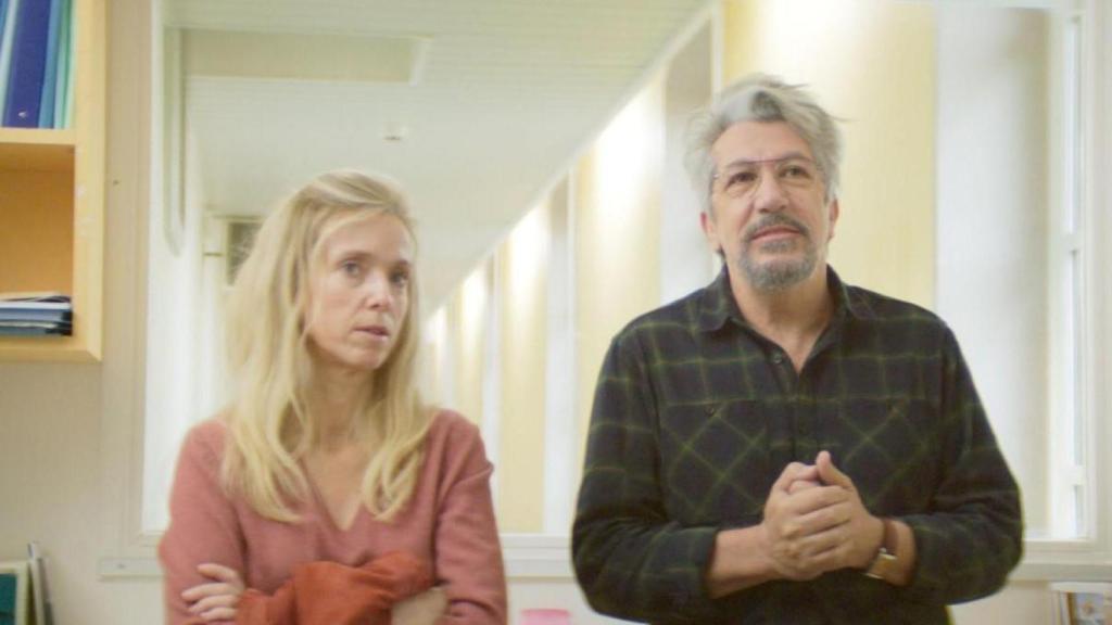 Un fotograma de 'Increíble pero cierto', película dirigida por Quentin Dupieux