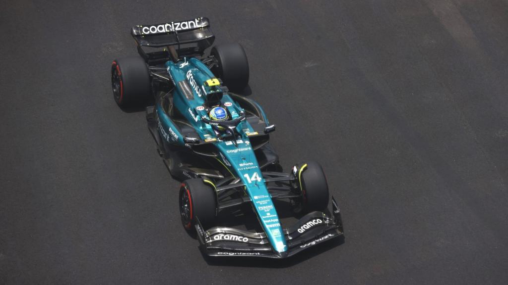 Fernando Alonso, durante un gran premio de 2023. FOTO: NetApp/Aston Martin