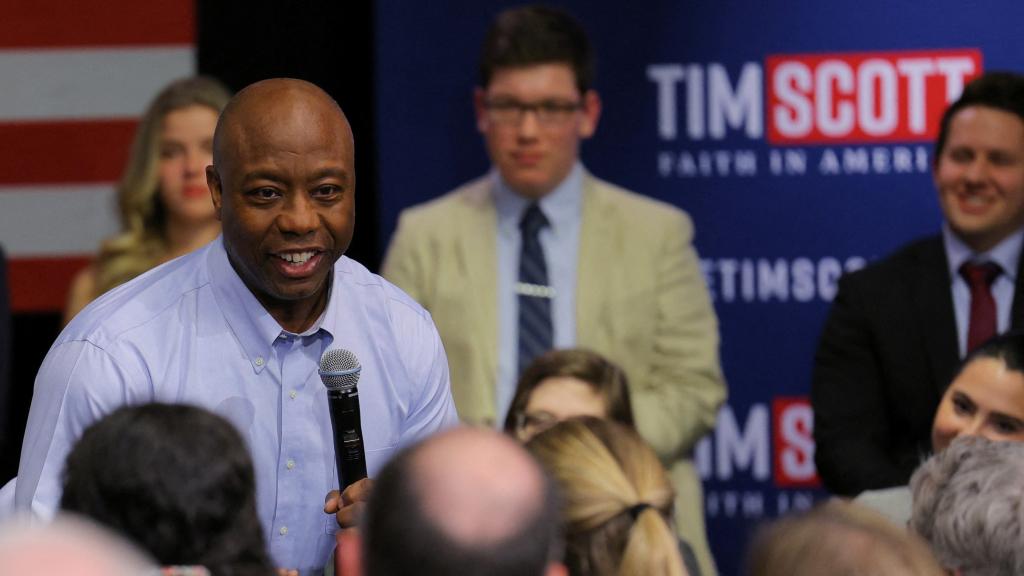 El senador Tim Scott se postula como aspirante a la nominación republicana para 2024