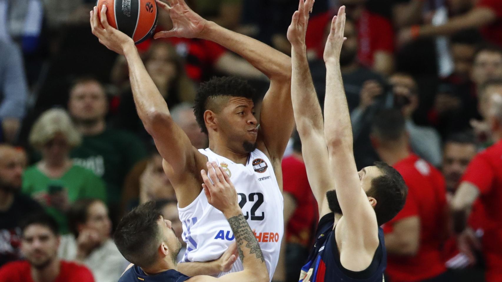 Tavares en el partido contra el Barcelona de la Final Four de la Euroliga