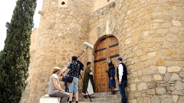 Un momento del rodaje de la nueva versión de 'Rey de Reyes' en el castillo de Villena.