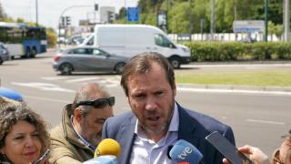 El alcalde de Valladolid, Óscar Puente, durante su intervención de este viernes en la rotonda de San Agustín.