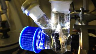 Las hojas artificiales lograron extraer etanol en el laboratorio