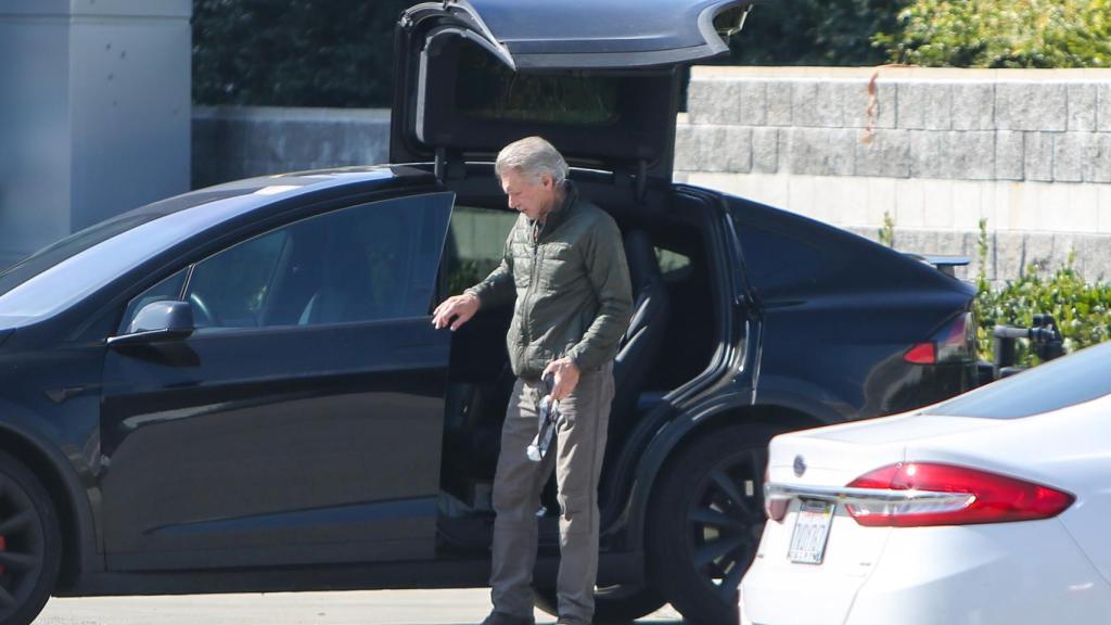En numerosas ocasiones se ha podido ver a Harrison Ford en un Tesla.