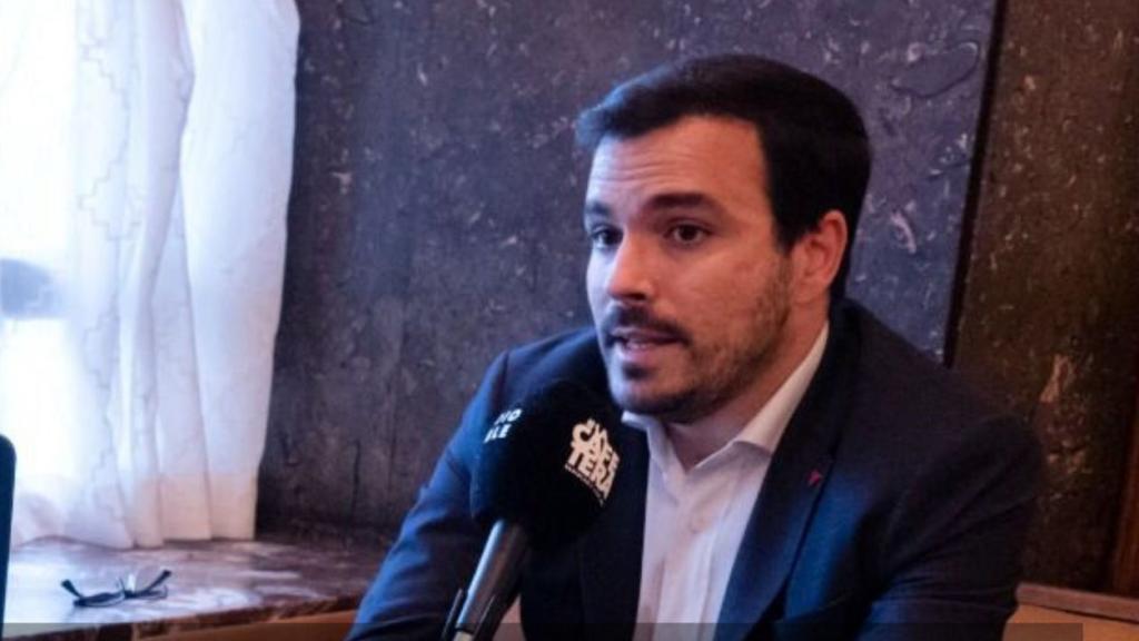 Alberto Garzón este lunes en una entrevista en Radiocable.