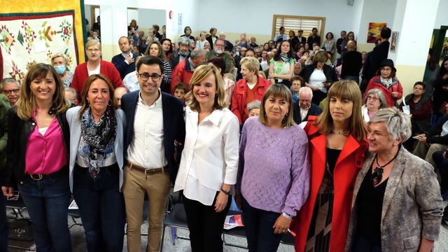 La ministra de Educación y Formación Profesional, Pilar Alegría, interviene en un acto de campaña del PSOE de Salamanca junto al candidato a la Alcaldía, José Luis Mateos
