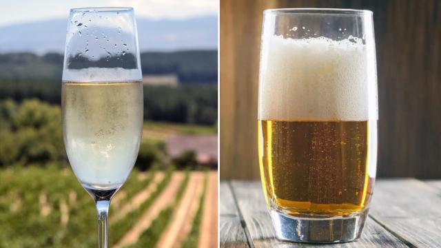 Montaje de una copa de champán y una cerveza.