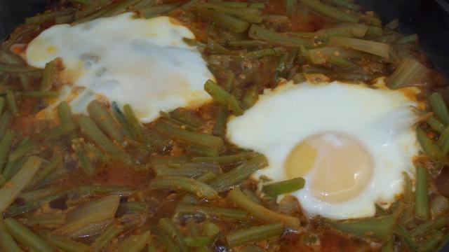 Tagarninas esparragás.