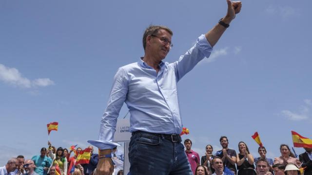 El líder del PP, Alberto Núñez Feijóo, durante el acto celebrado este lunes en Las Palmas de Gran Canaria.