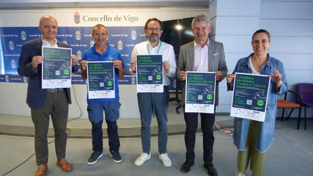 Presentación de la I Andaina do Maúxo contra el cáncer, en Vigo.