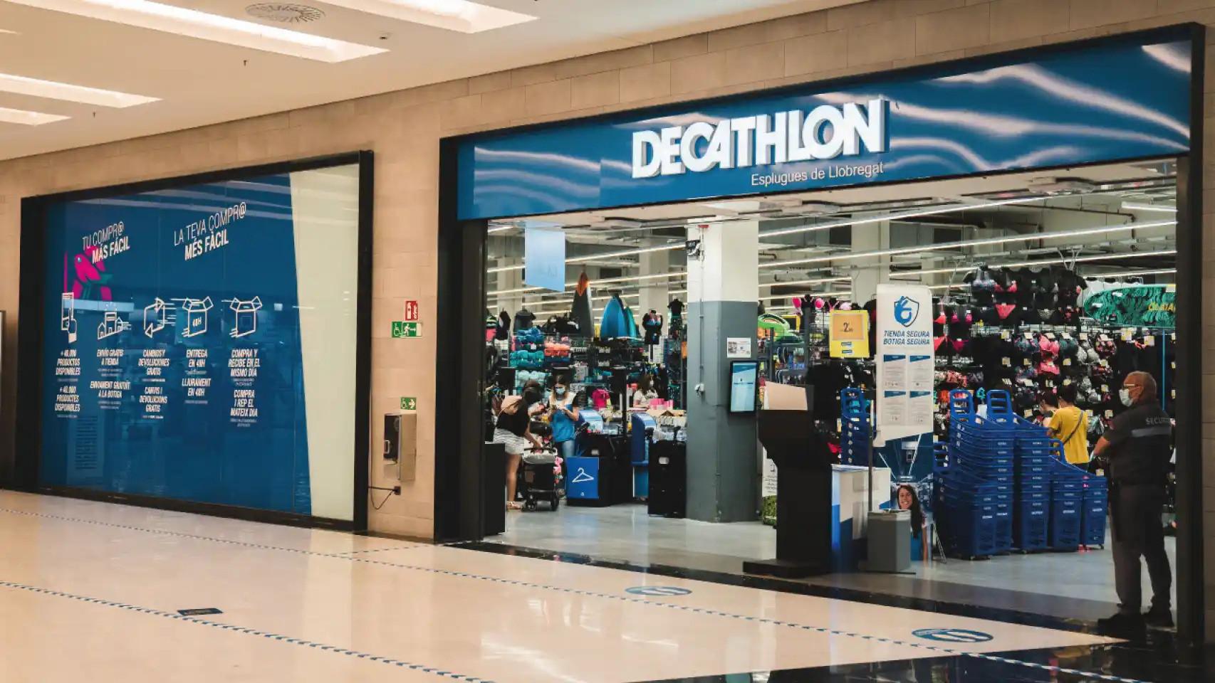 Puerta Decathlon.