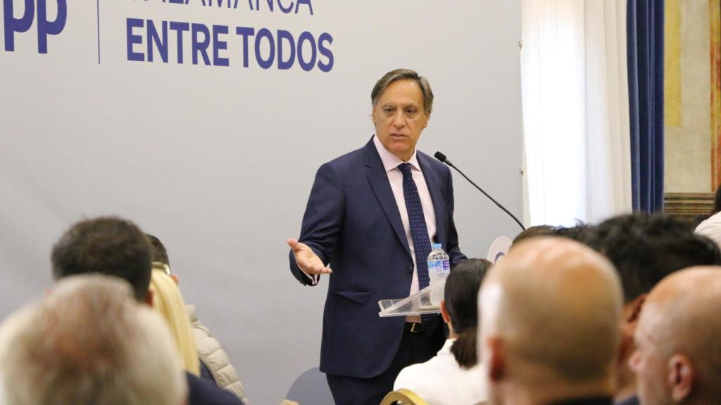 Acto de campaña en la Hospedería Fonseca