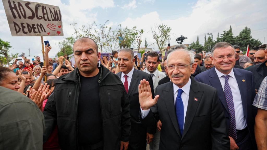 Kemal Kiliçdaroglu visita este martes Antioquía (Hatay), ciudad afectada por los terremotos.